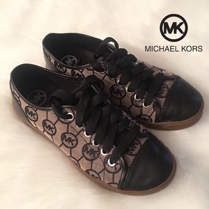 Michael Kors Sneakers